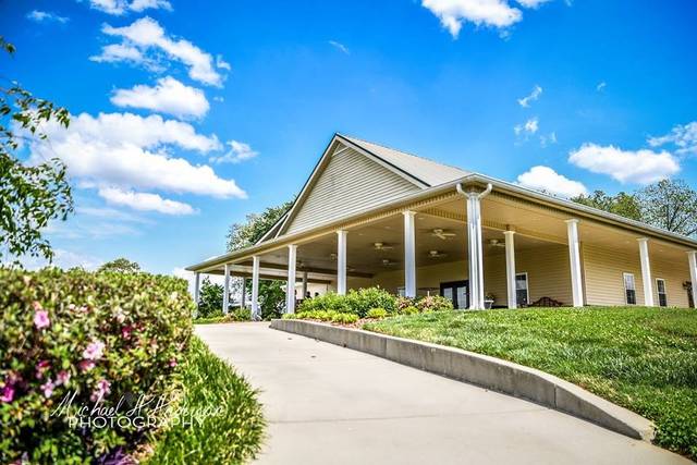 A Place in the Vineyard at Dennis Vineyards