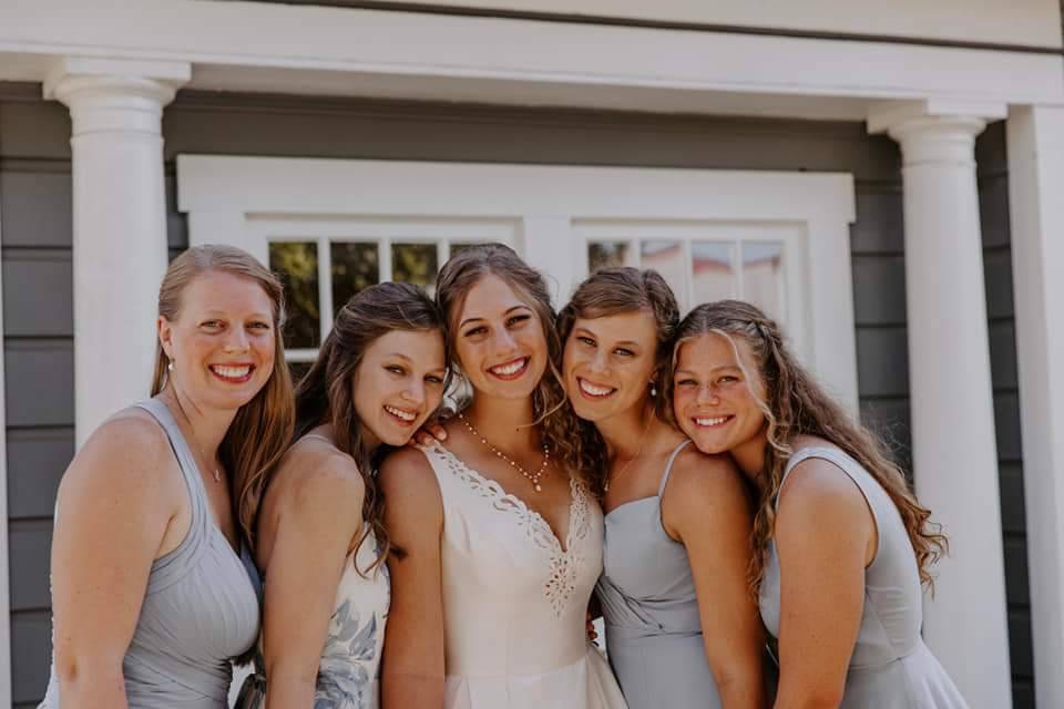 Front of House Bride & Sisters