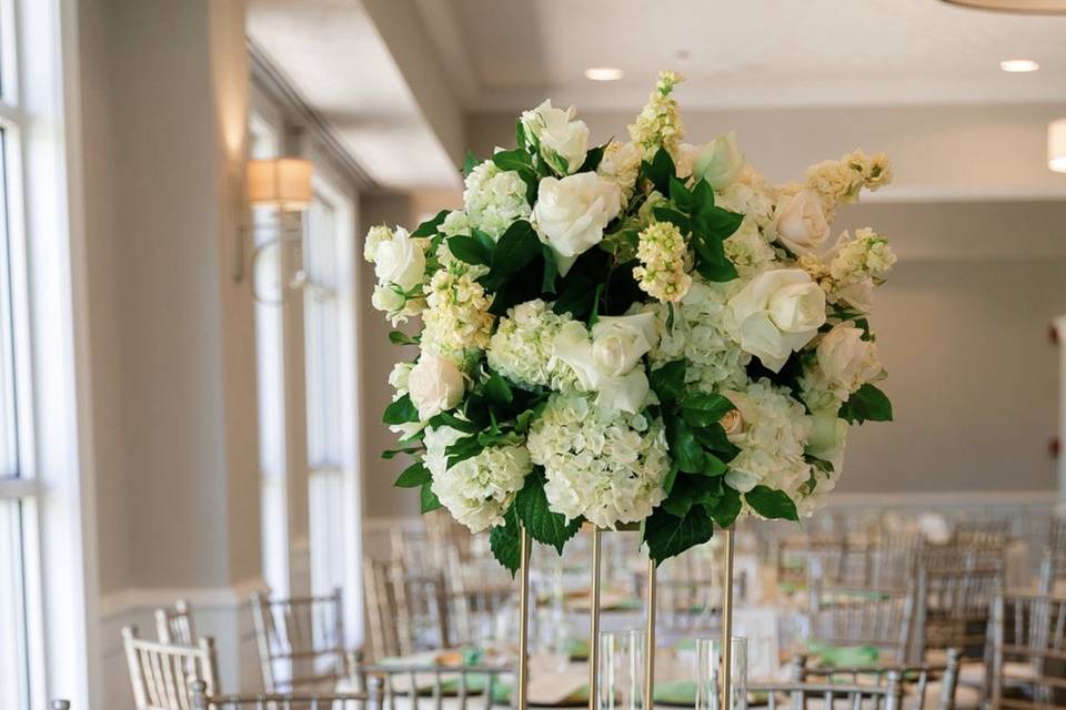 Ceremony Floral/Decor