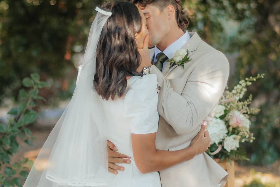 Kiss the bride