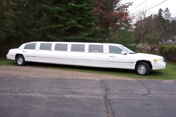 Our Lincoln TowncarHolds up to 14 Passengers