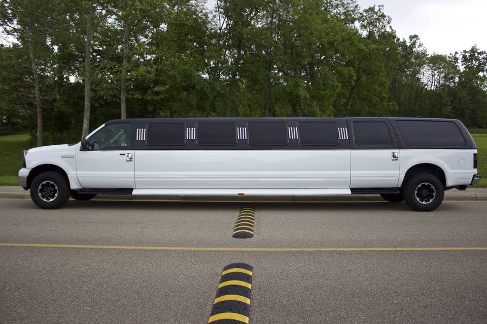 A Savannah Nite Limousine