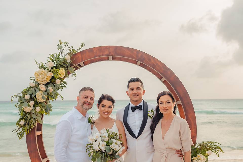 Bride's family photo shoot