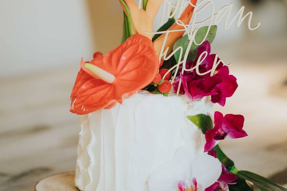 Tropical wedding cake