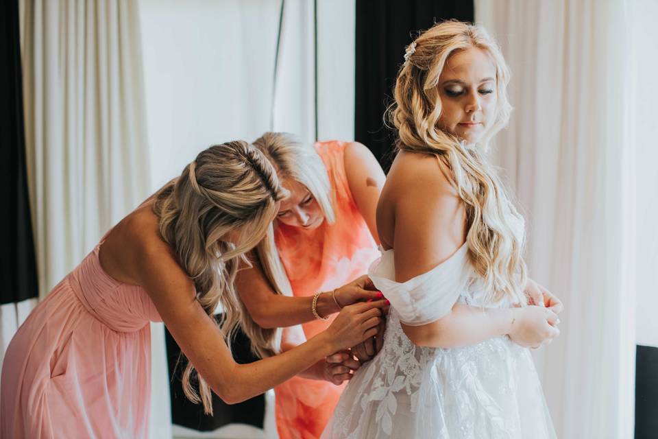 Bridal party preparation