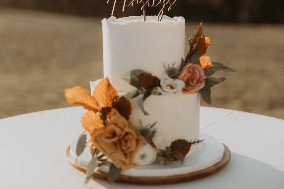 Simple Wedding Cake