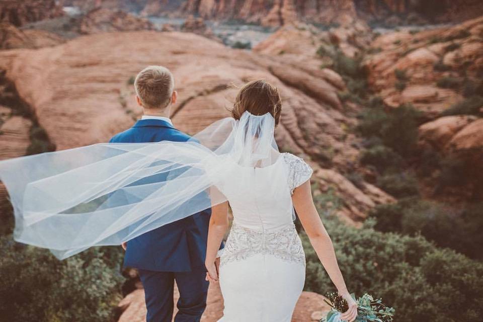 Snow canyon utah wedding