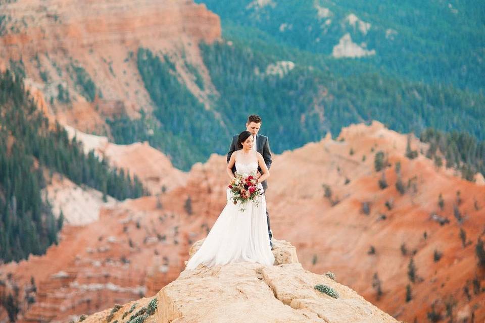 Bryce overlook wedding