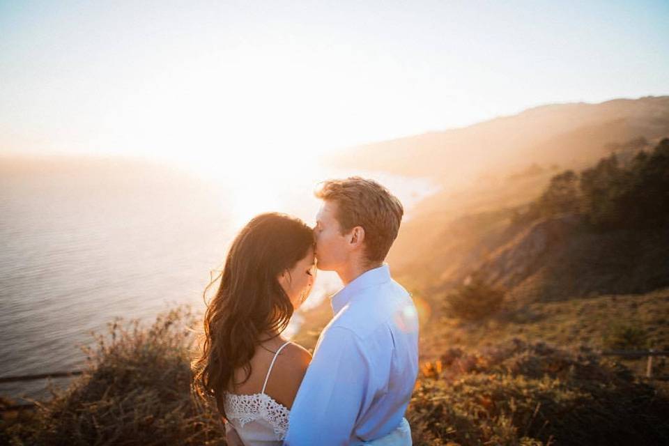 Muir beach overlook kiss