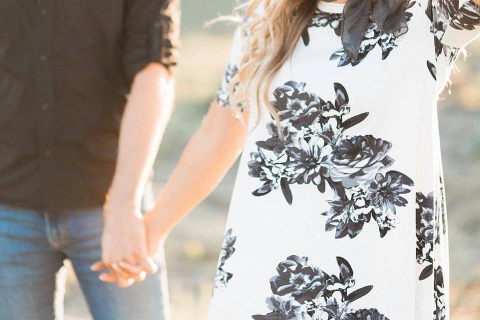 Sunny engagement photo