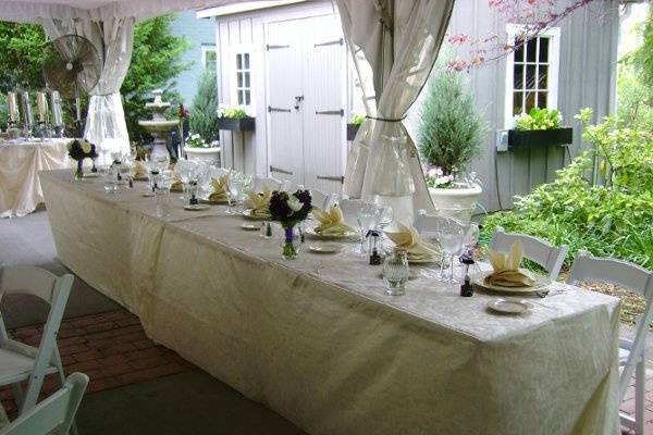 Chef's Table Caterers & Event Planners