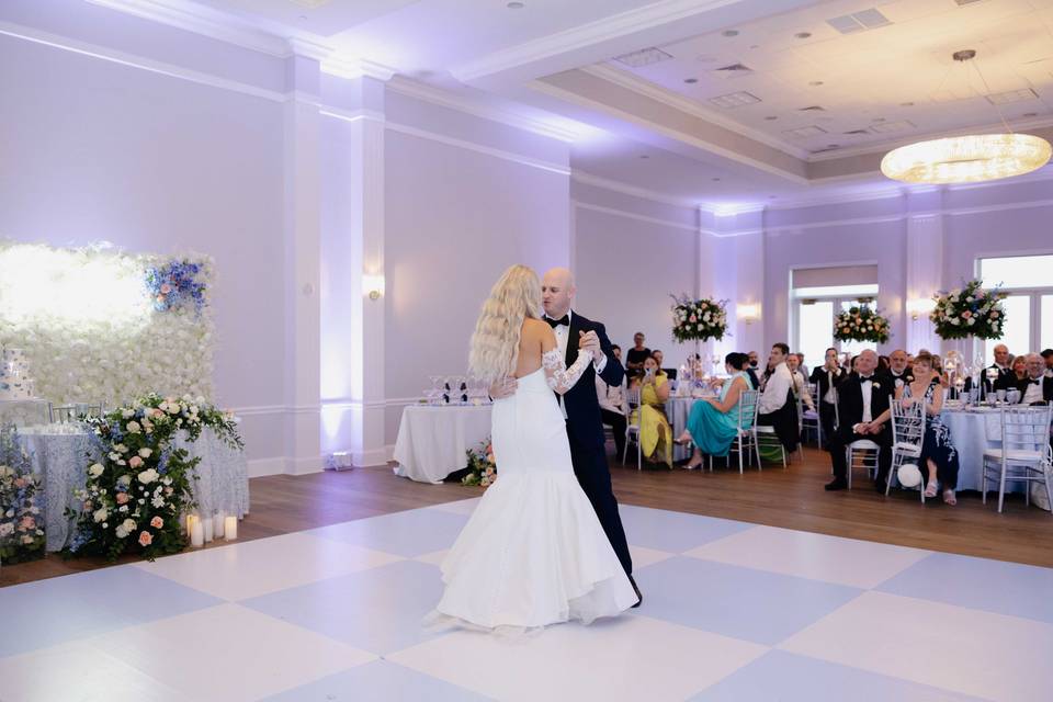 Location: Rose Island Ballroom