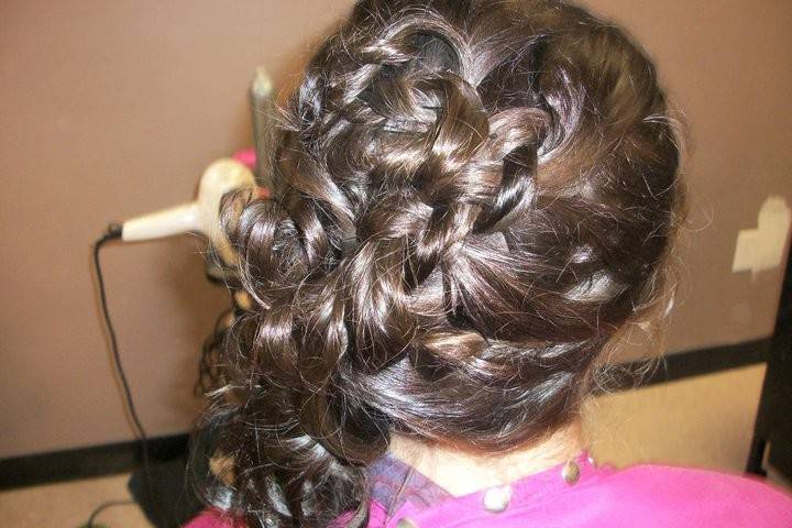 Monroe's Salon and Spa