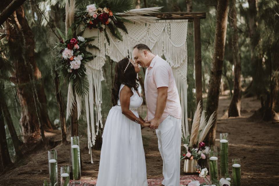 Macrame Backdrop + Archway