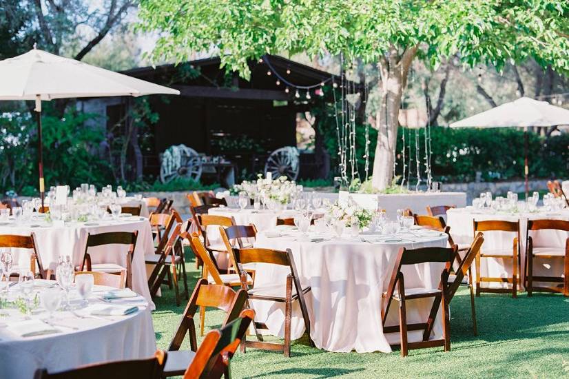 Simple wedding reception outside