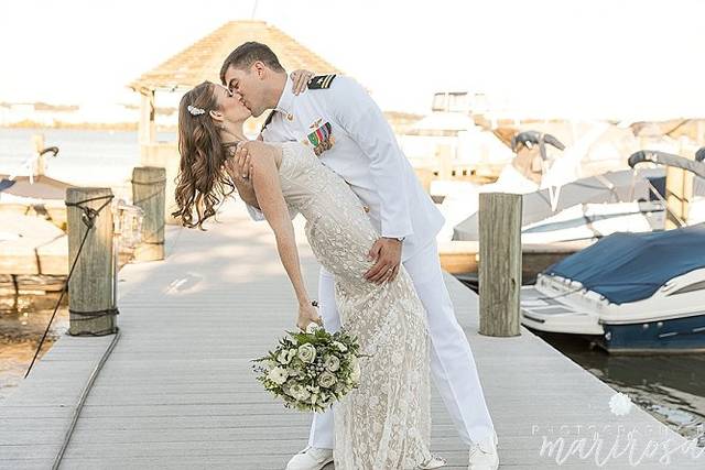 Now that's a kiss!