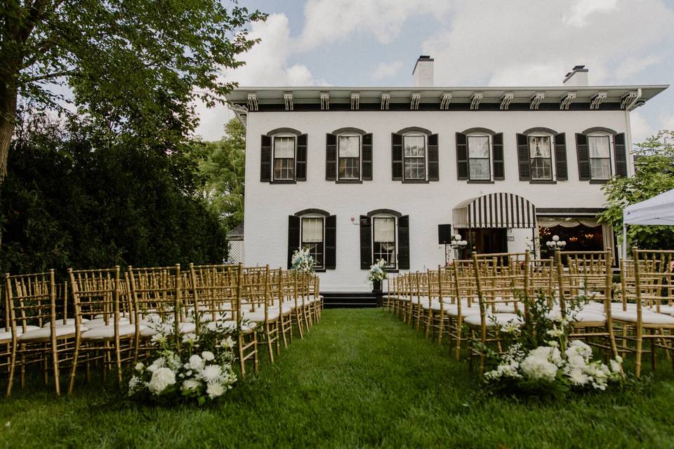 Front Lawn Ceremony Set Up
