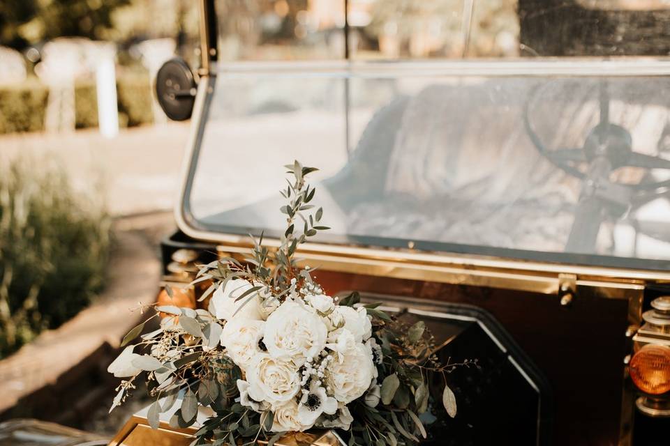 Bridal Bouquet with Buggy