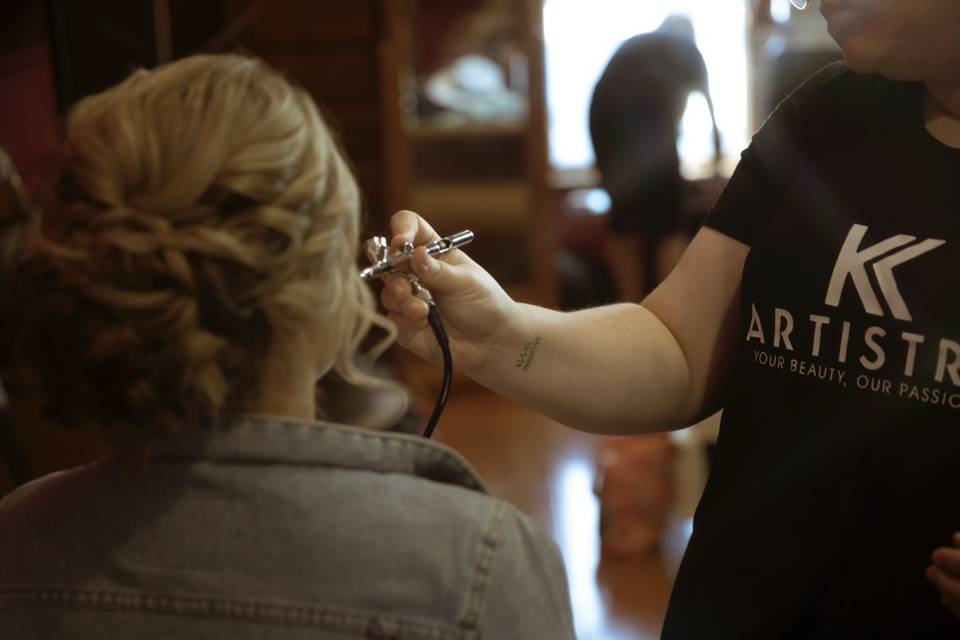 It's the updo's and airbrush!