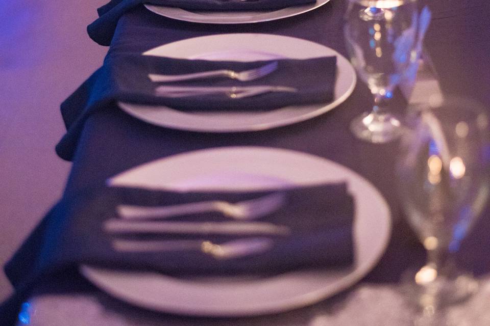 Table setting and glassware