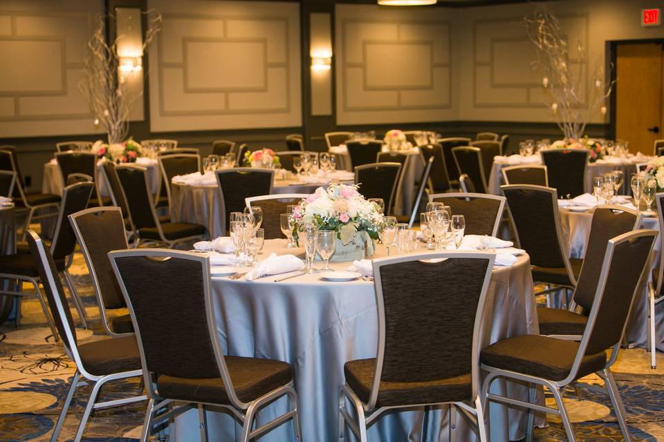 Grand Rose Ballroom at Clarion Inn Providence-Seekonk