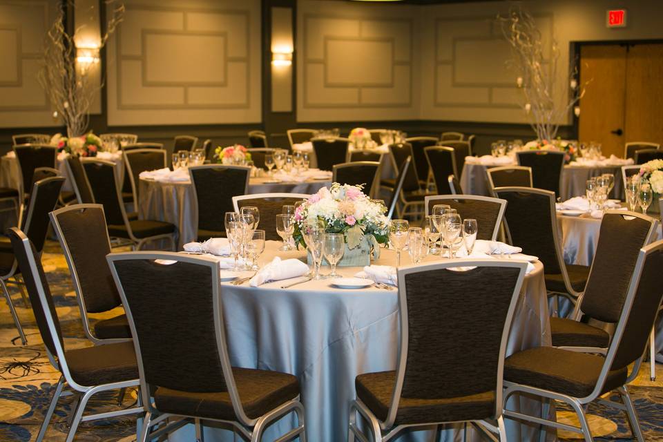 Grand Rose Ballroom at Clarion Inn Providence-Seekonk