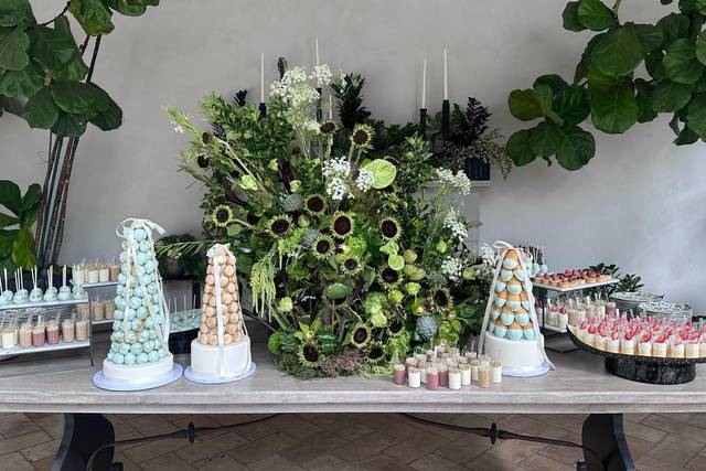 Wedding cakes Moorpark, CA