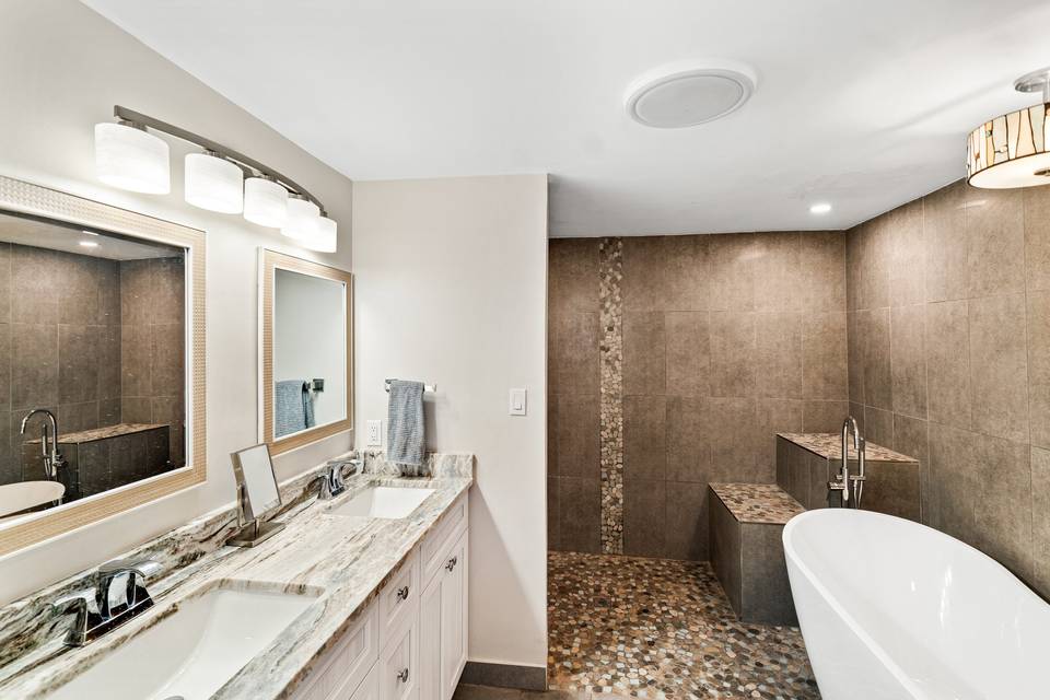 Compass Suite Master Bath