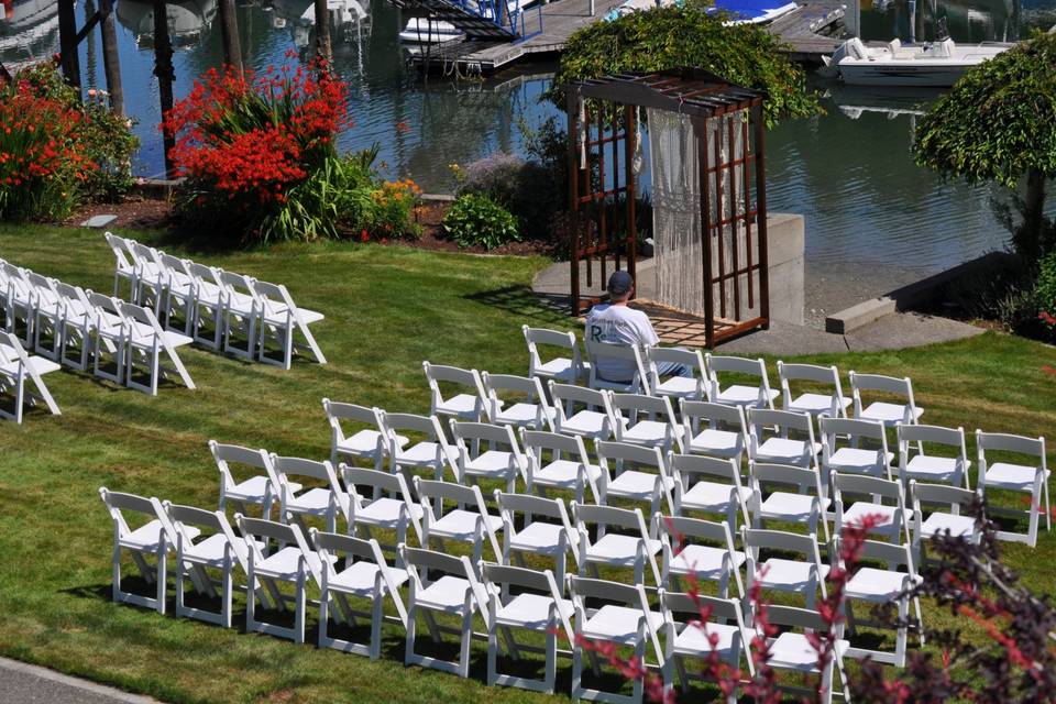 Beautiful outdoor ceremony