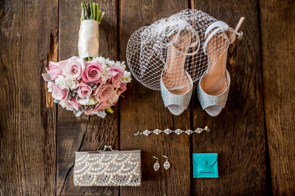 Essential accessories - Kaylyn Ivy Photography