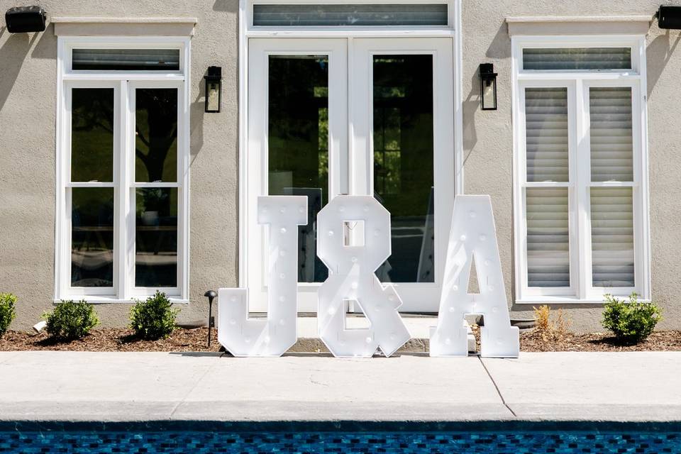 Poolside cocktail hour setup