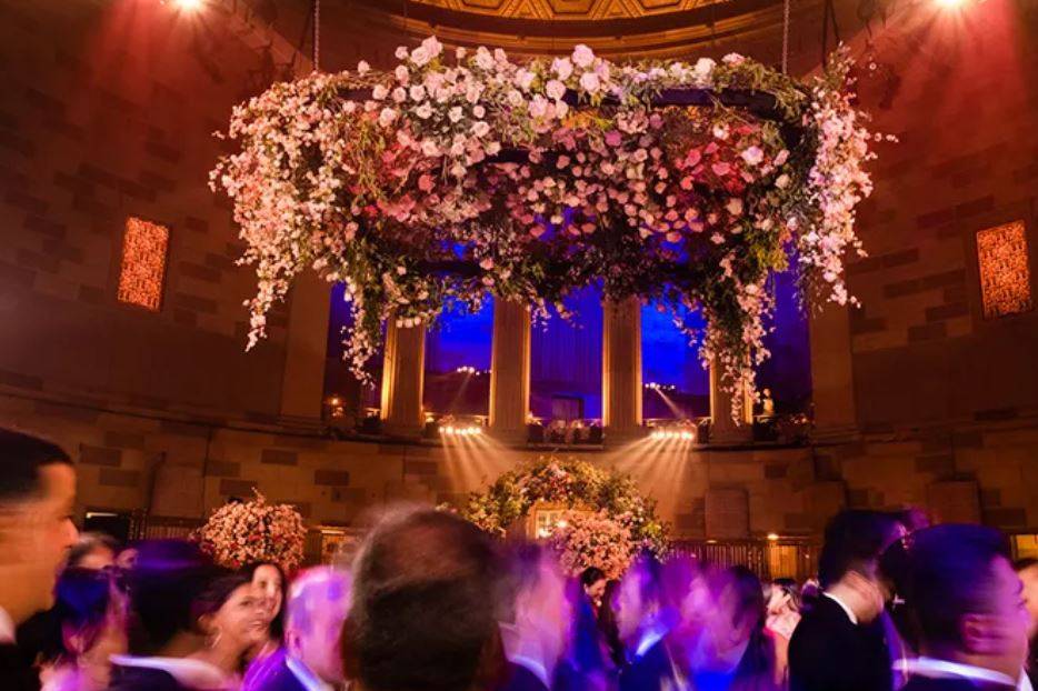 Floral décor