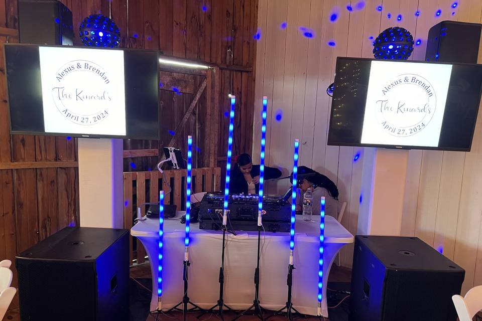 Dj Stand