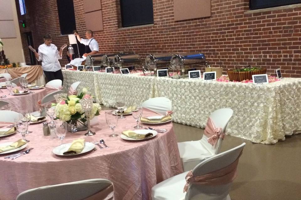 Laurenda's Family Restaurant & Catering