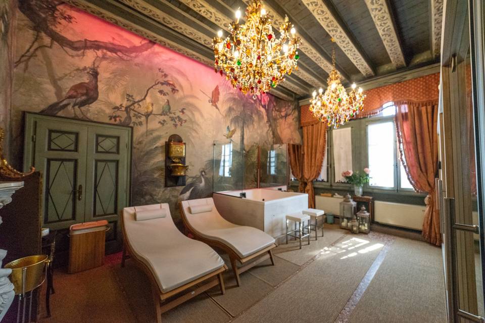 Private spa