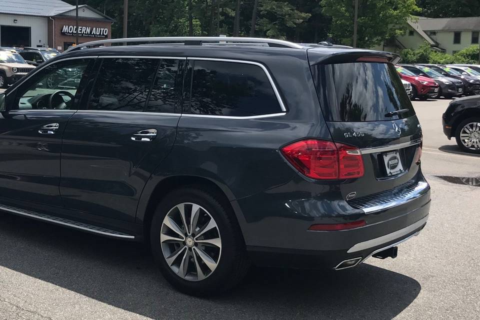 Mercedes GL 6 passenger