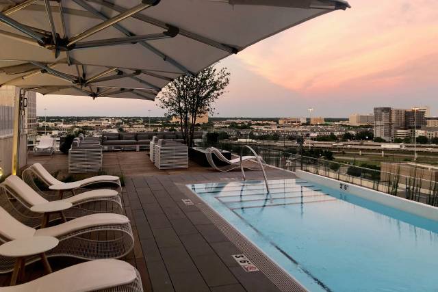 WAVES | Rooftop Welcome Party