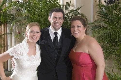 This is Jessica and Sara at Jessica's wedding. I had the pleasure of playing both sisters Bat Mitzvahs and now both of their weddings. It is a thrill to celebrate so many many happy occasions with a family. Thank you to Photography by Larson for the great picture.