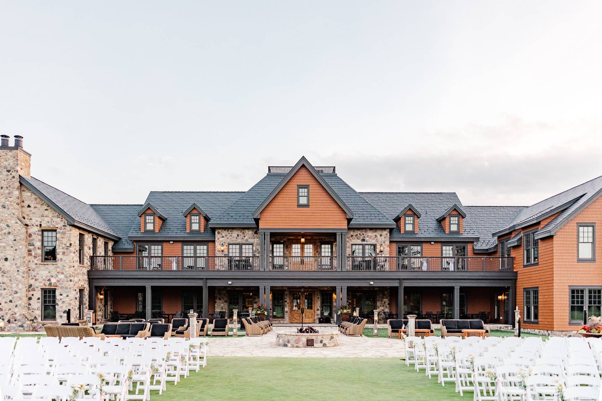 Beloit Club - Country Club Wedding Venues - Beloit, WI - WeddingWire