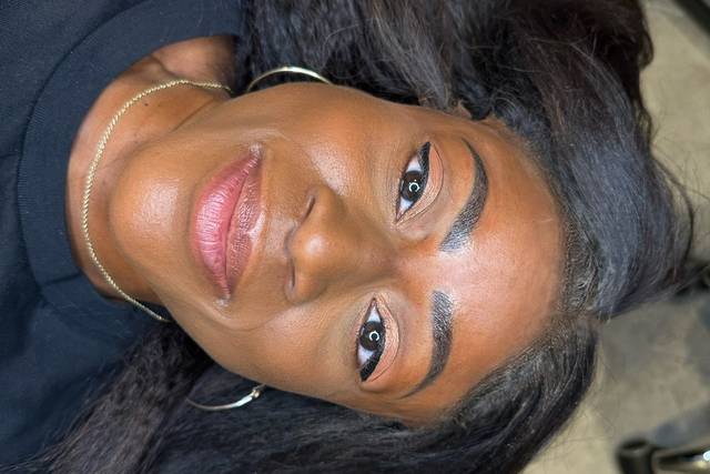 Brow Lamination & Tint