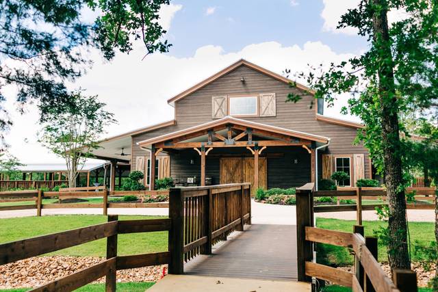 Peach Creek Ranch - Barn & Farm Weddings - College Station, TX ...