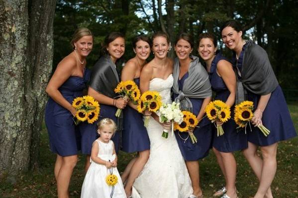 Bride & bridesmaids