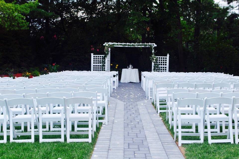 OUTDOOR CEREMONY