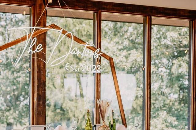 True North Wedding + Lifestyle
