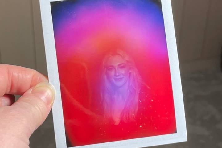 Aura Photo