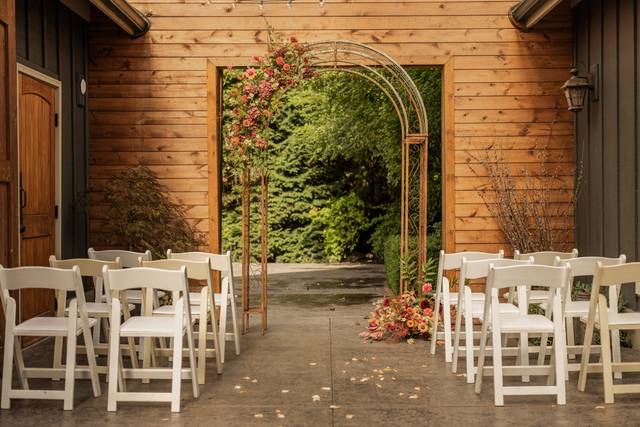 Atrium Micro Wedding