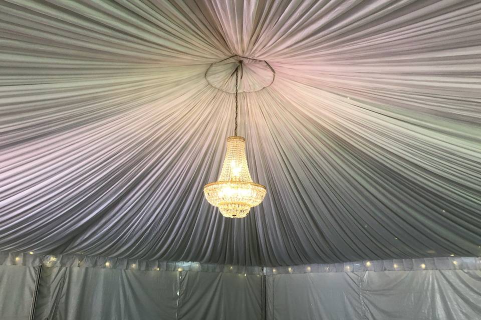Tent liner With Chandelier