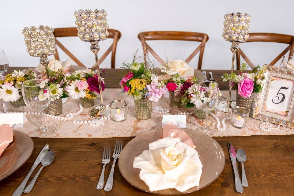 Farmhouse Table Decor