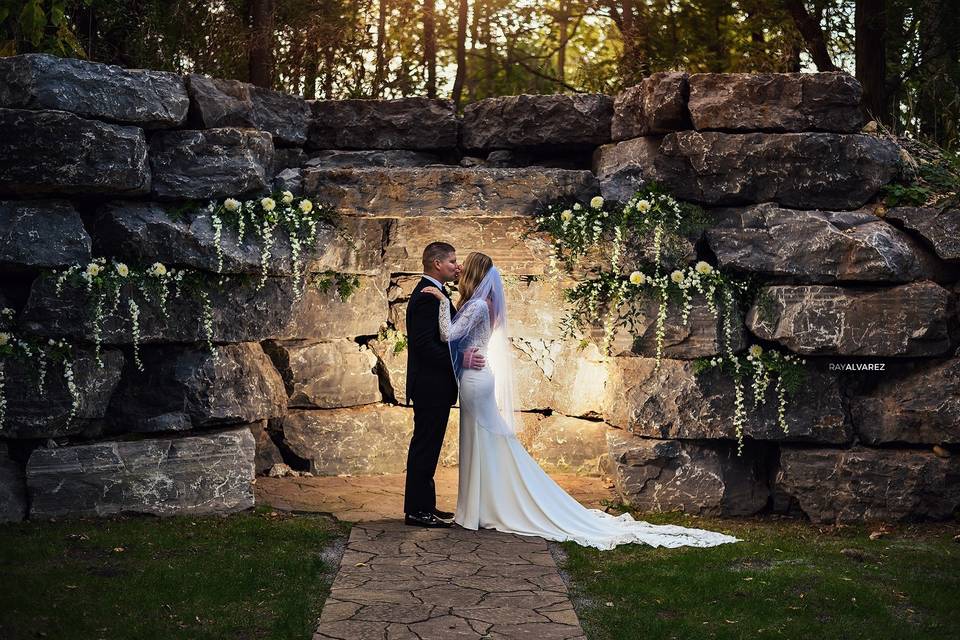 Outdoor ceremony, the Grotto