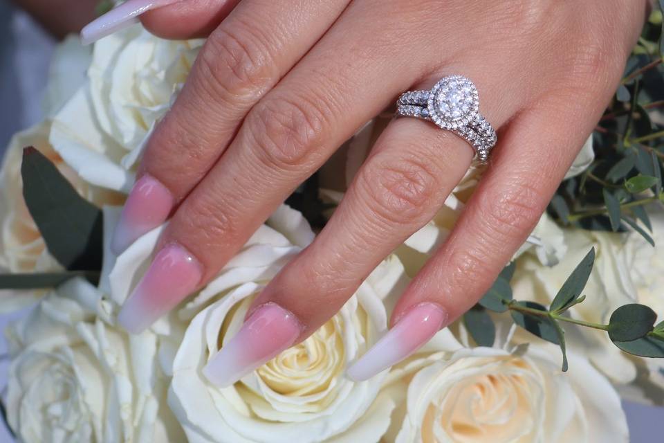 Ring and flowers